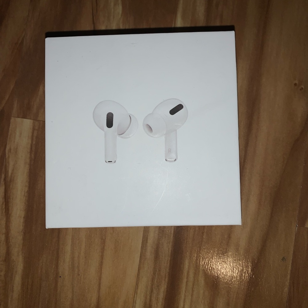 Apple products - Picture 4 of 11